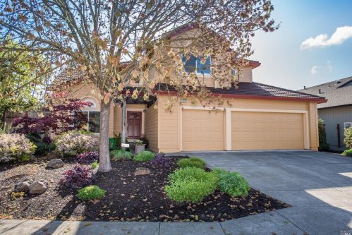 1804 Vermillion Way, Santa Rosa, CA 95403-8683