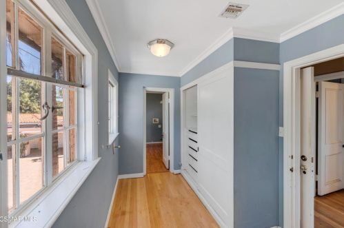 3192 Sycamore Dr, Simi Valley CA 93065-2703 exterior