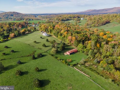 941 Copp Rd, Strasburg VA  22657-3427 exterior