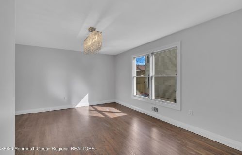 23 Kletsk Hl Rd, Lakewood NJ  08701-2971 exterior