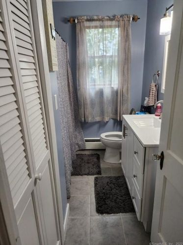 36 Pratt St, Norwich CT  06360-3733 exterior