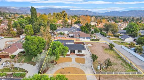 3096 Reservoir Dr, Simi Valley CA  93065-1001 exterior