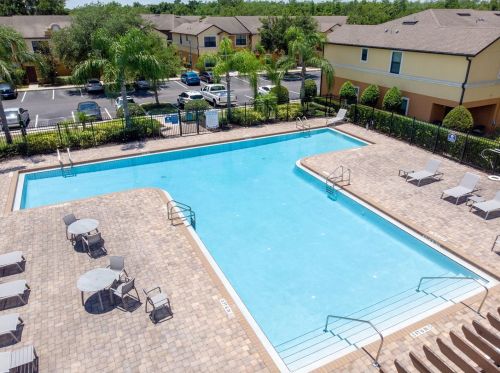 2220 Windsor Lake Cir, Sanford FL  32773-5726 exterior