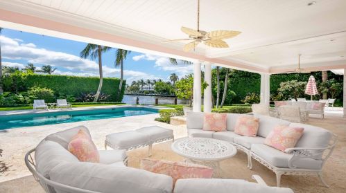 525 Middle Rd, Delray Beach, FL 33483-7319