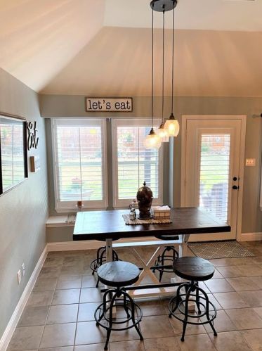 2729 Westglen Dr, Denton TX  76207-1335 exterior