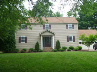 1312 Blythe St, Paris, TN 38242-5005