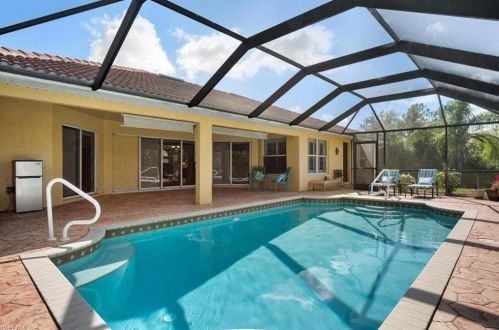 407 Prospect Ave, Lehigh Acres FL  33972-7842 exterior