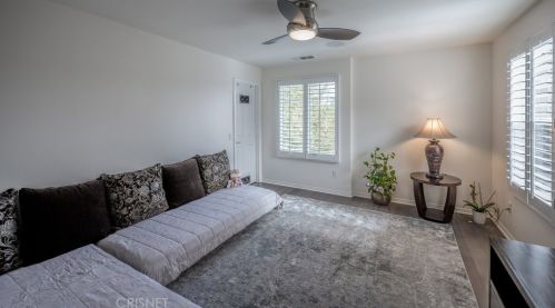 28474 Camino Del Arte Dr, Santa Clarita CA  91354-3094 exterior