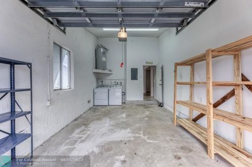 2327 37 Ave, Hollywood FL 33021-3626 exterior