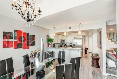 216 Glendora Ave, Covina CA 91724-2954 exterior