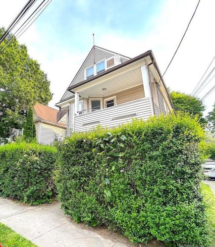 63 Wilson St, Bridgeport, CT 06605-2950