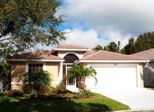 12083 Sunset Point Cir, West Palm Beach, FL 33414-5597