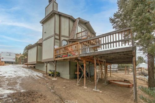 1526 Monte Vista Dr, Big Bear City CA  92314 exterior