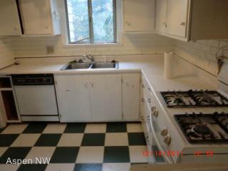 324 34th St, Tacoma WA  98404-2108 exterior