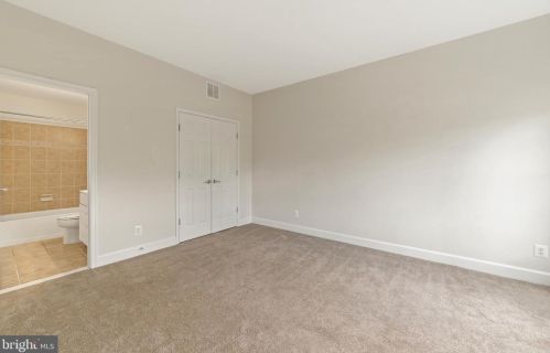 14631 Weeburn Way, Woodbridge VA  22191-4043 exterior