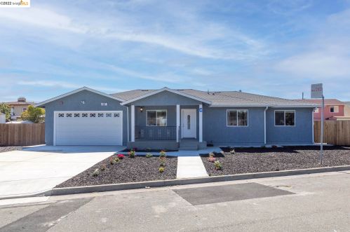637 13th St, Richmond, CA 94801-2729