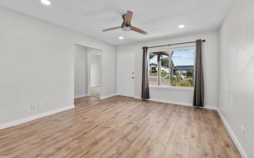 1455 Highridge Dr, Oceanside CA  92056-3050 exterior