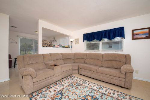 3010 Kirby Dr, Titusville FL  32796-1221 exterior