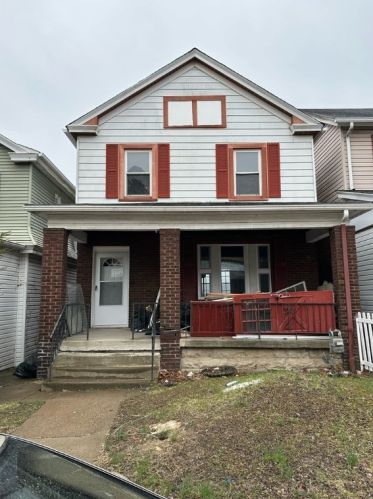 406 Alice St, Pittsburgh, PA 15210-3306