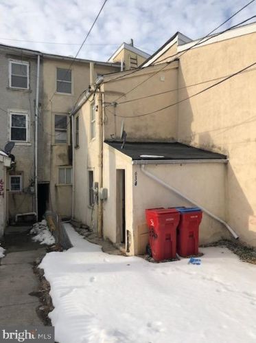 636 Cherry St, Norristown PA 19401-3802 exterior