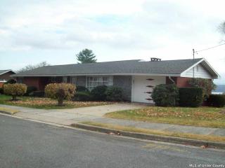 20 Dietz Ct, Kingston NY  12401-5959 exterior