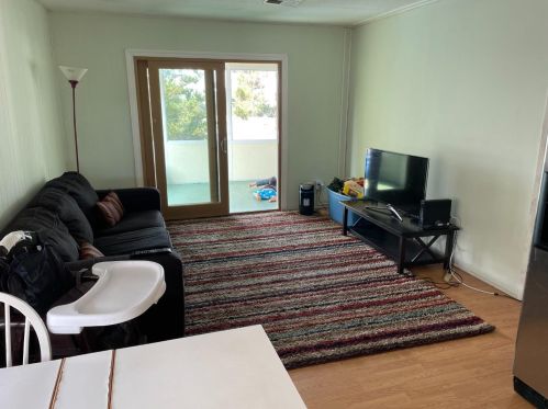 13 Dockside Dr, Daly City CA 94014-2815 exterior