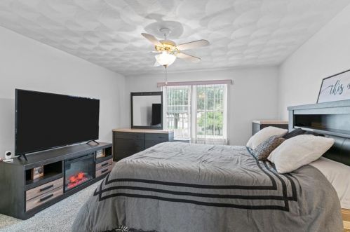 25 Ricci Dr, North Providence RI  02911-2417 exterior