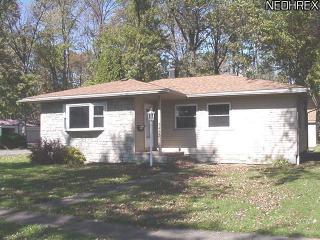 3483 Curtis St, Mogadore, OH 44260-1051