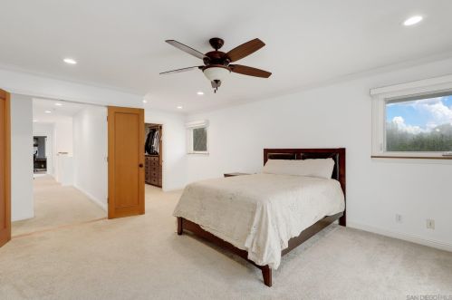 1322 Hamilton Ln, Escondido CA  92029-4316 exterior