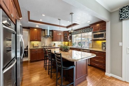 3430 Augusta Ct, Hayward CA 94542-2613 exterior