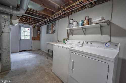 620 School Line Dr, Norristown PA  19406-3589 exterior