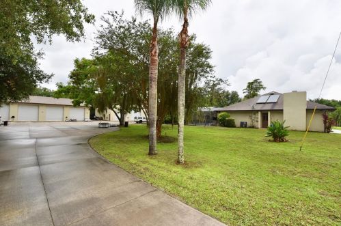 3500 Boggy Crk Rd, Kissimmee FL 34744-9413 exterior