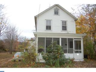 29 Main St, Windsor, NJ 08561