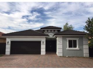 16637 45th St, Miami, FL 33185-3895