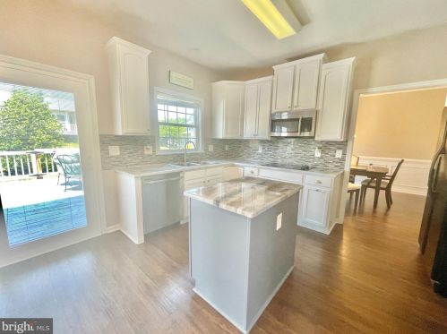 5903 Sunlight Mountain Rd, Spotsylvania VA  22553-4477 exterior