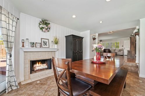 4875 Sunnyside Dr, Riverside CA  92506-2379 exterior