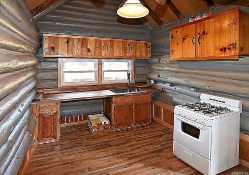 3591 Bill Ave, South Lake Tahoe CA  96150-8457 exterior