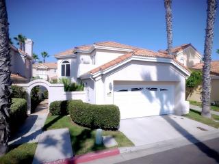 25 Delaport Ct, San Diego, CA 92118-3510