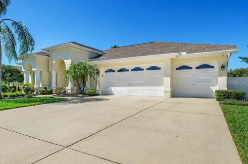 8137 Morning View Dr, Port Richey, FL 34667-8033