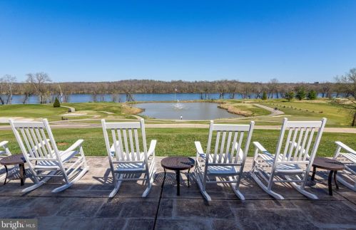 18292 St Georges Ct, Leesburg VA  20176-7421 exterior