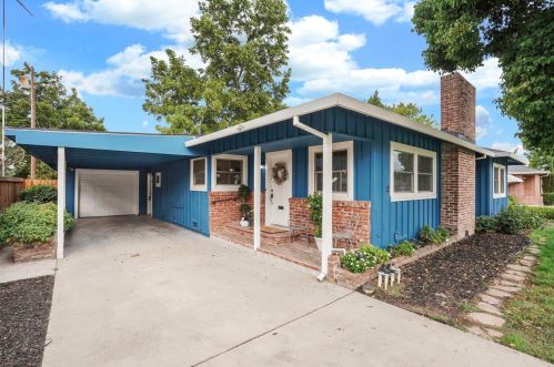 13 Sunset Dr, Lodi CA  95240-2813 exterior