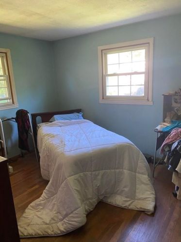 105 Pollett St, Cumberland RI  02864-7019 exterior