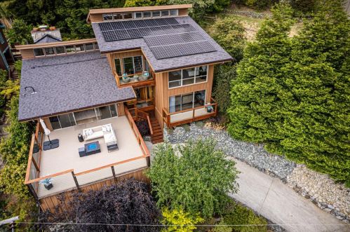 107 San Pedro Rd, Princeton By The Sea, CA 94019-4912