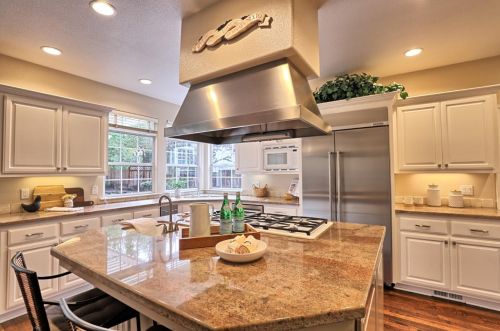 2880 Vista Del Valle, Morgan Hill CA  95037-3952 exterior