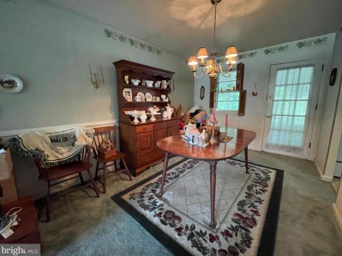 1 Budd Blvd, West Deptford NJ 08096-3332 exterior