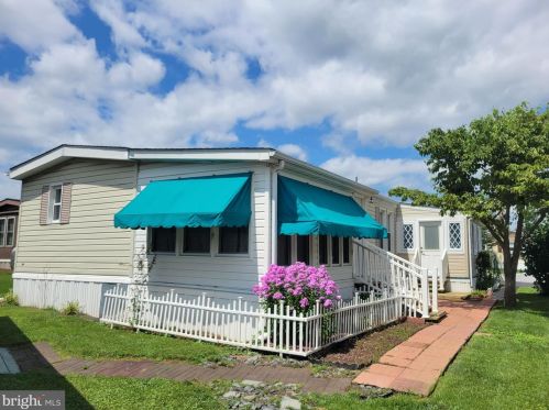 942 10th Ave, Wilmington, DE 19808-4963