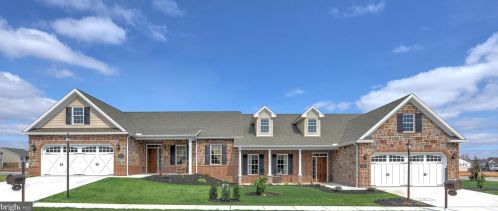 50 Stoners Cir, Littlestown, PA 17340