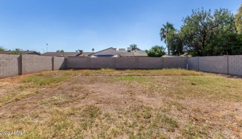 2953 Bluefield Ave, Phoenix AZ 85032-1441 exterior