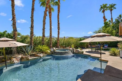 49435 Rio Arenoso, La Quinta CA  92253-6401 exterior