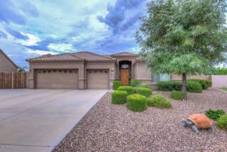 4633 Whispering Wind Dr, Glendale, AZ 85310-3043